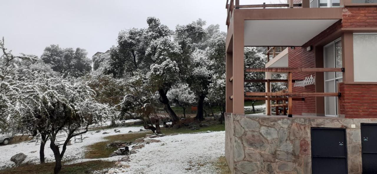 Apartamento COSTA COM Departamentos de Montaña Merlo Exterior foto